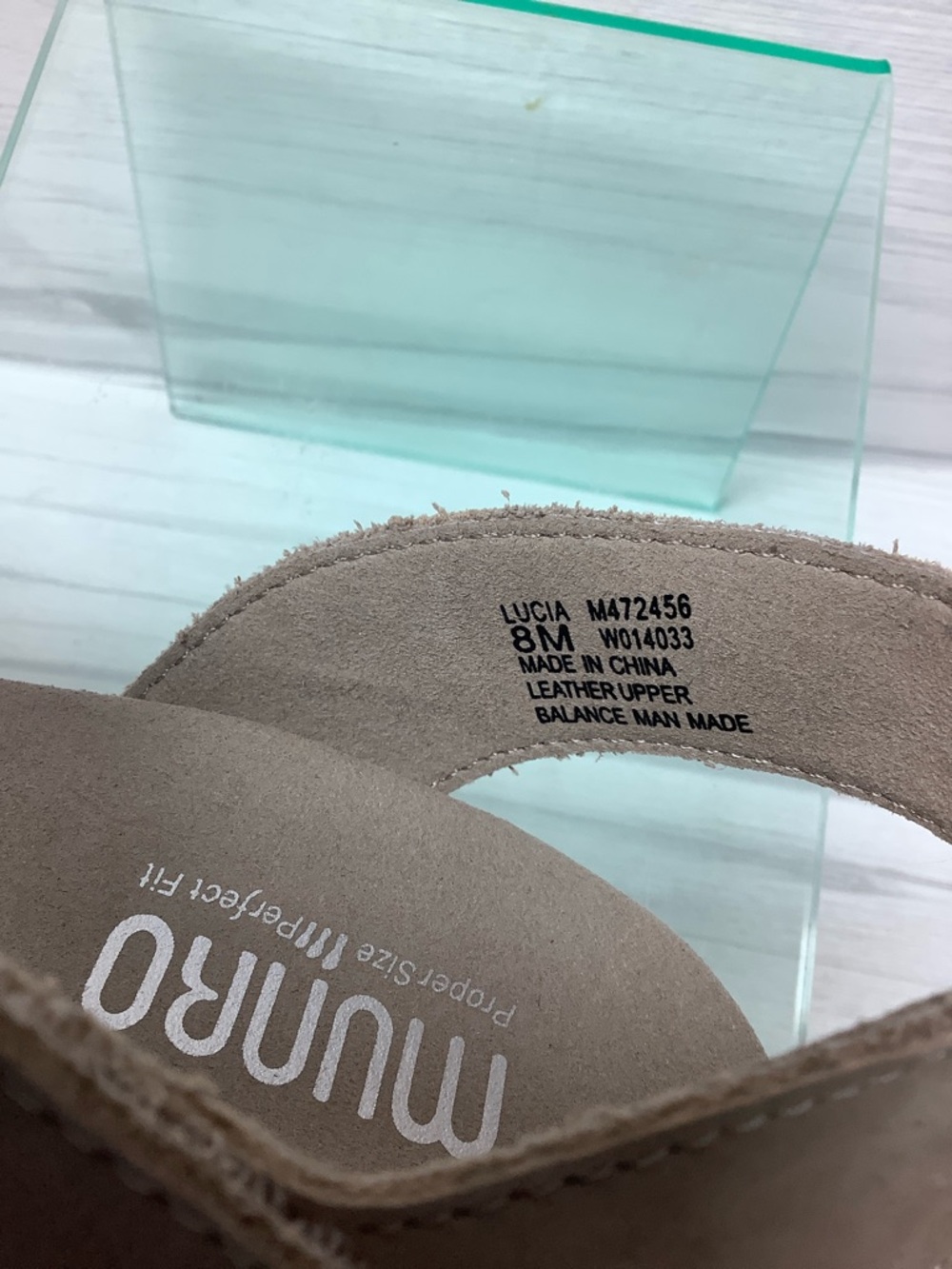 New Munro Crisscross Sandals - Picture 7 of 10